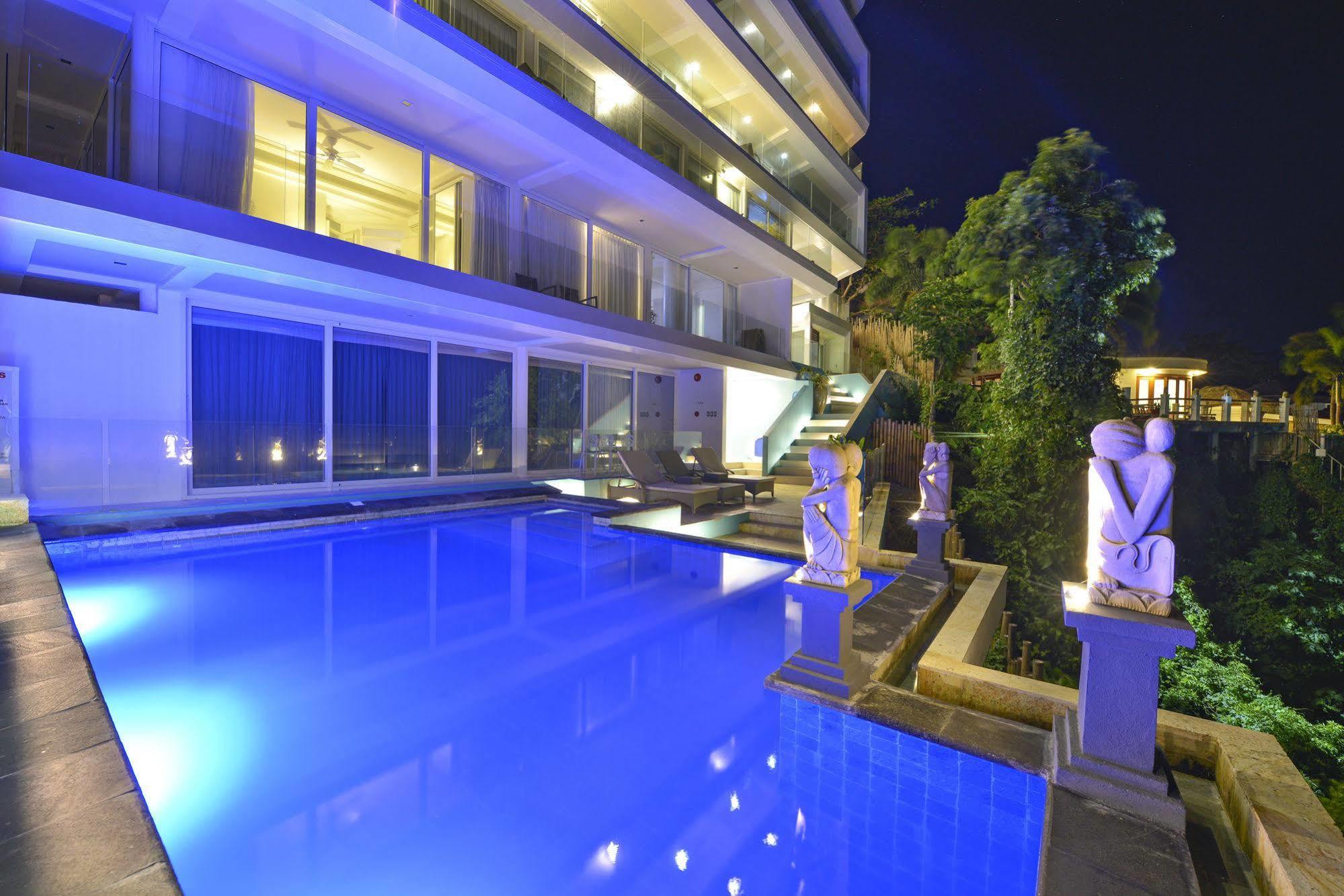 Boracay Karuna Luxury Suites Balabag  Екстериор снимка